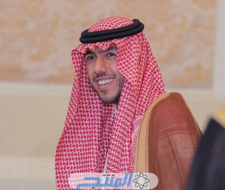 مشهور بن عبدالله بن عبدالعزيز