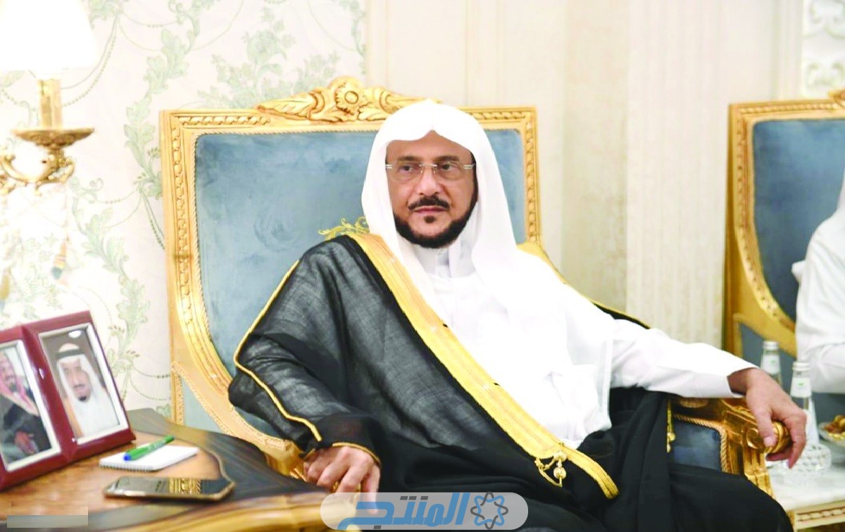 مرض زوجة الدكتور عبداللطيف وزير الشؤون الإسلامية السعودي